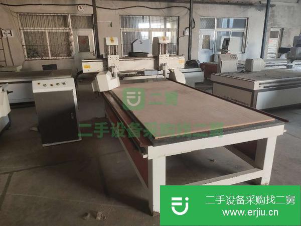 上海出售二手1325獨立雙頭雕刻機