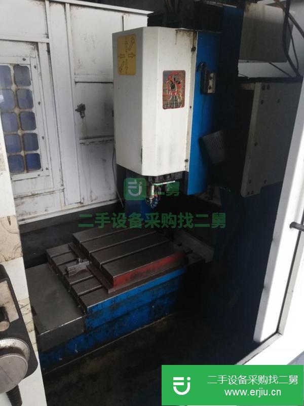 浙江出售二手余姚永銀500雕銑機