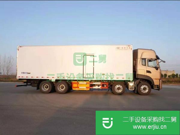 甘肅出售二手東風天龍9.6米465馬力冷藏車