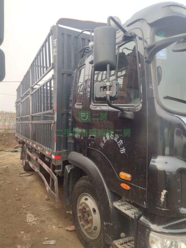 出售國五6.8米高欄貨車，格爾發(fā)四缸八速，180馬力16年12月份