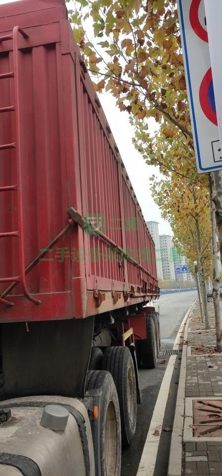 出售19年的龍恩11米1.8米一體側翻半掛車
