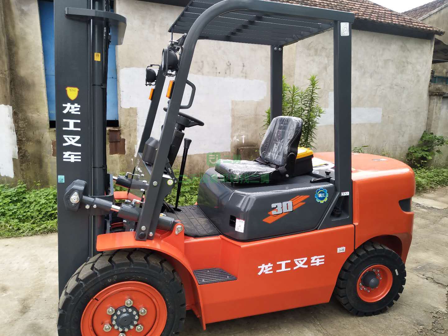 上海出售二手九成新的合力H30H35柴油叉車