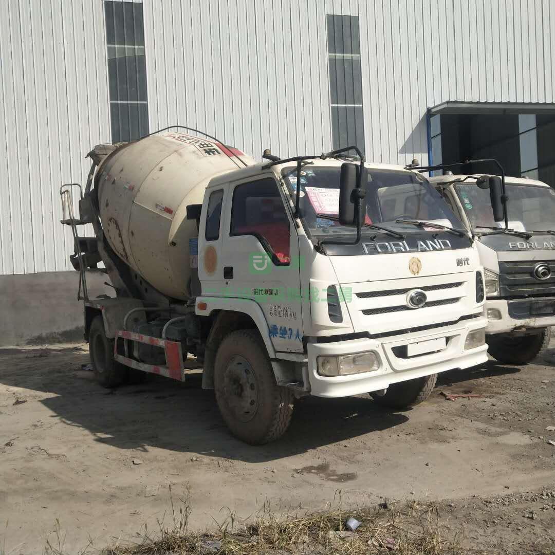 出售二手時(shí)代6方小型混凝土攪拌車