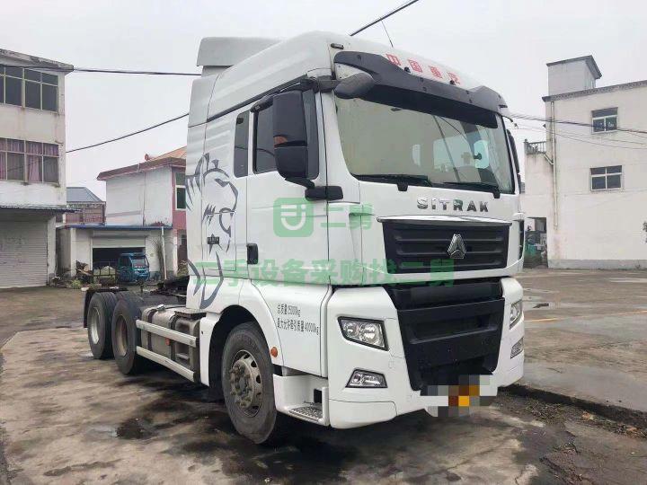 出售汕德卡三年正全保險，540馬力國五排放雙驅牽引車，車況精品