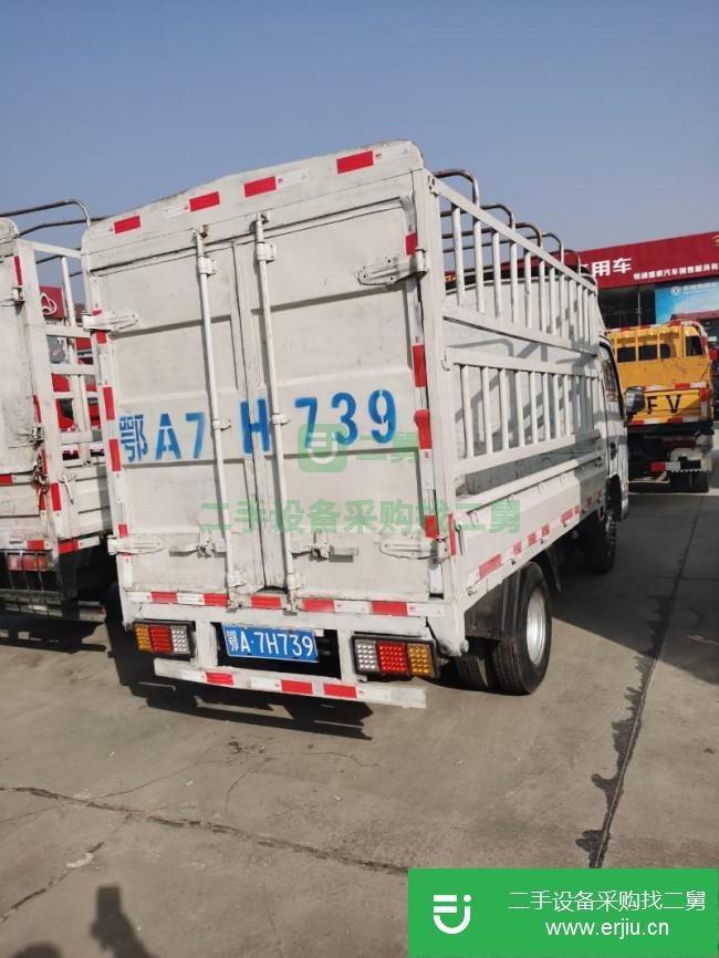 湖北出售二手上汽躍進(jìn)單排倉(cāng)柵式貨車