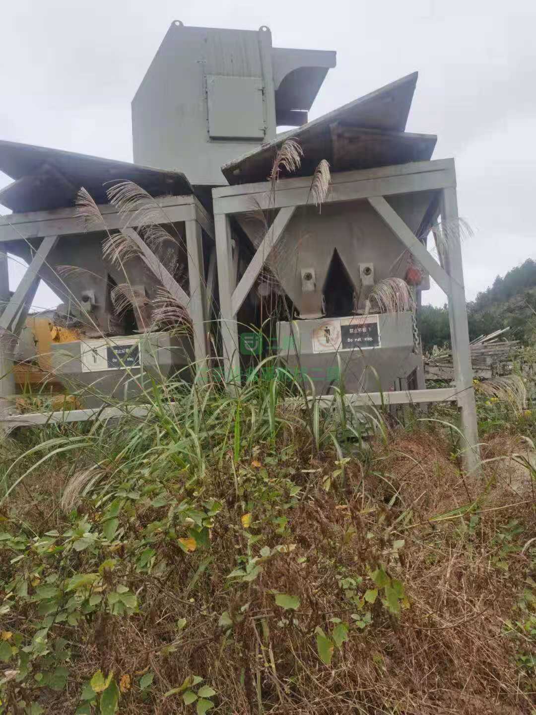 江西南昌出售2014年南方路機雙90站，雙機生產(chǎn)8萬方攪拌站