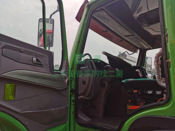出售豪沃380馬力前四后八自卸車，箱長8.6米，國五