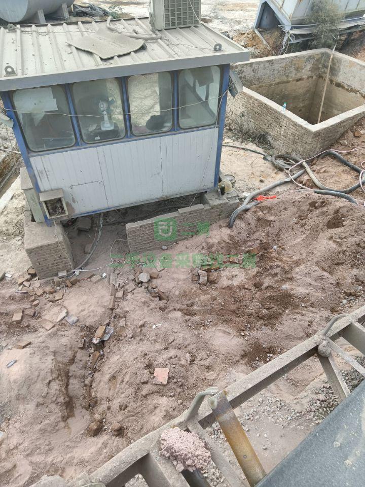 出售大品牌路通700水穩(wěn)站設(shè)備已檢修完畢通電就生產(chǎn)
