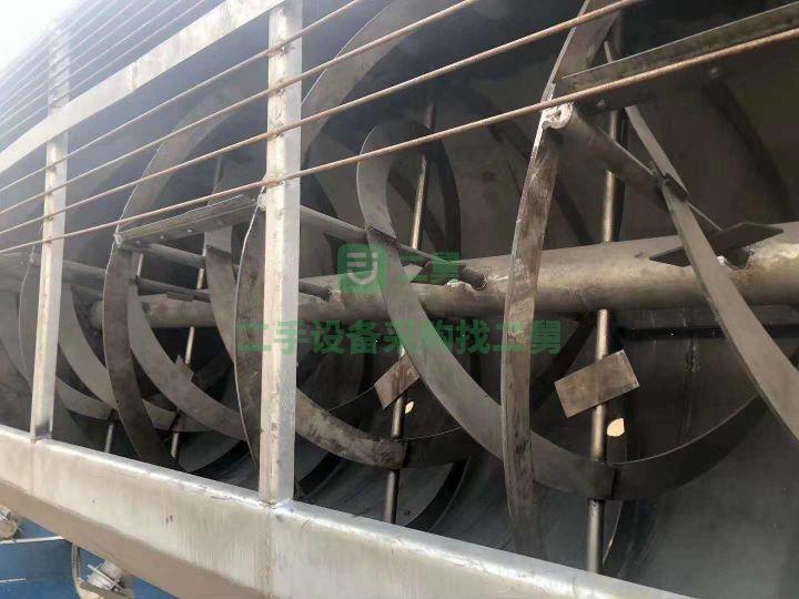 出售二手九成新的真石漆混合機，40噸，60立方