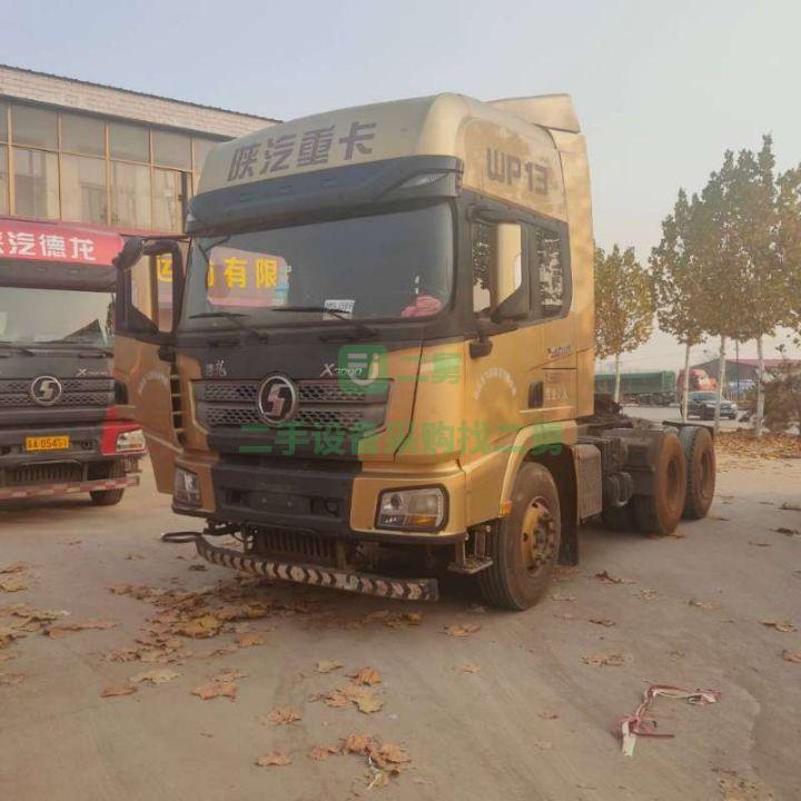 出售九成新以上的德龍550馬力重體車型牽引車