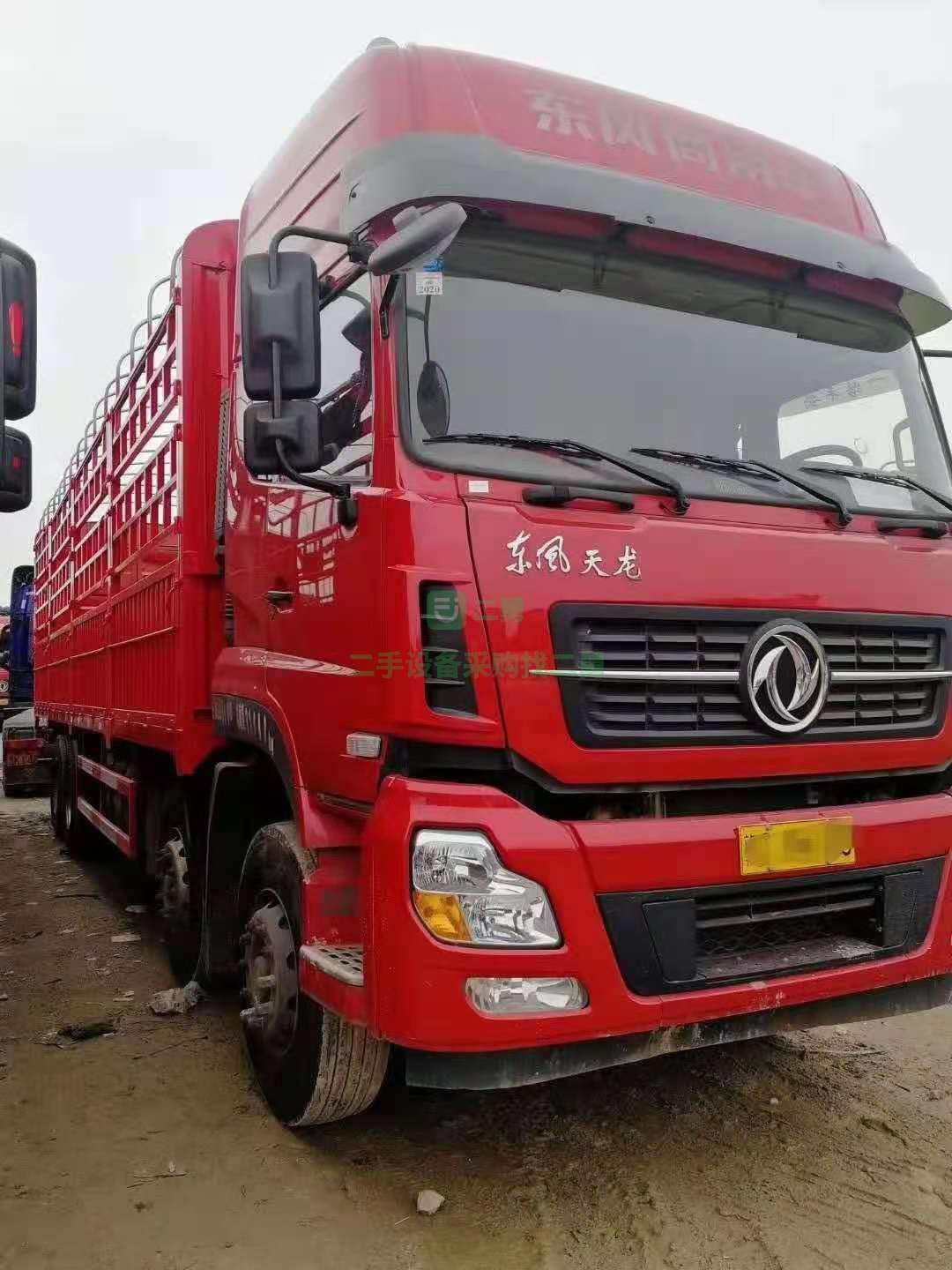 出售一臺精品國五東風天龍9.6米高欄車貨車