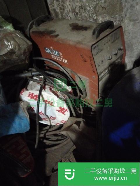 黑龍江出售二手氣保焊焊機(jī)
