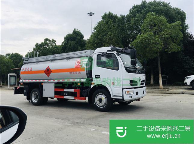 湖北出售二手東風8噸油罐車手續齊全