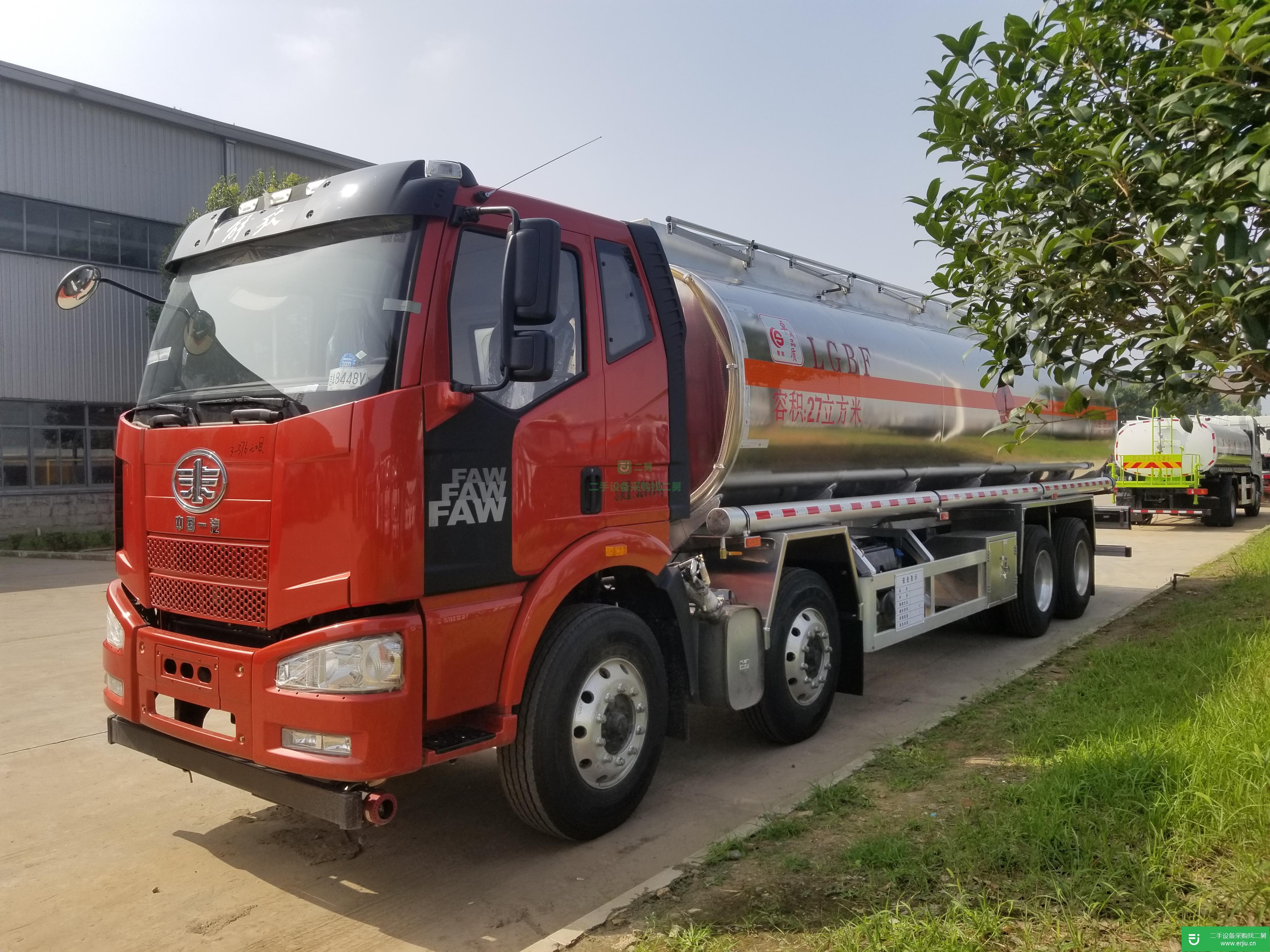 湖北出售二手320馬力油罐車