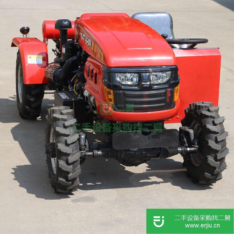 山東出售50馬力四輪四驅(qū)拖拉機(jī)