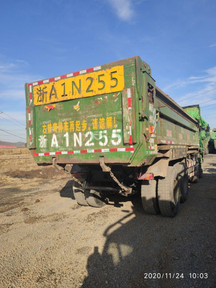出售17年國五7.4米德龍新m3000前四后八自卸車