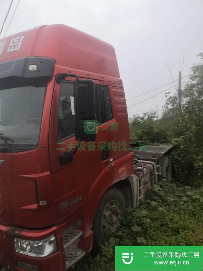 湖北出售二手青島解放牽引車