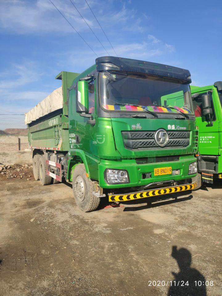 出售17年國五5.6米德龍新m3000后八輪自卸車
