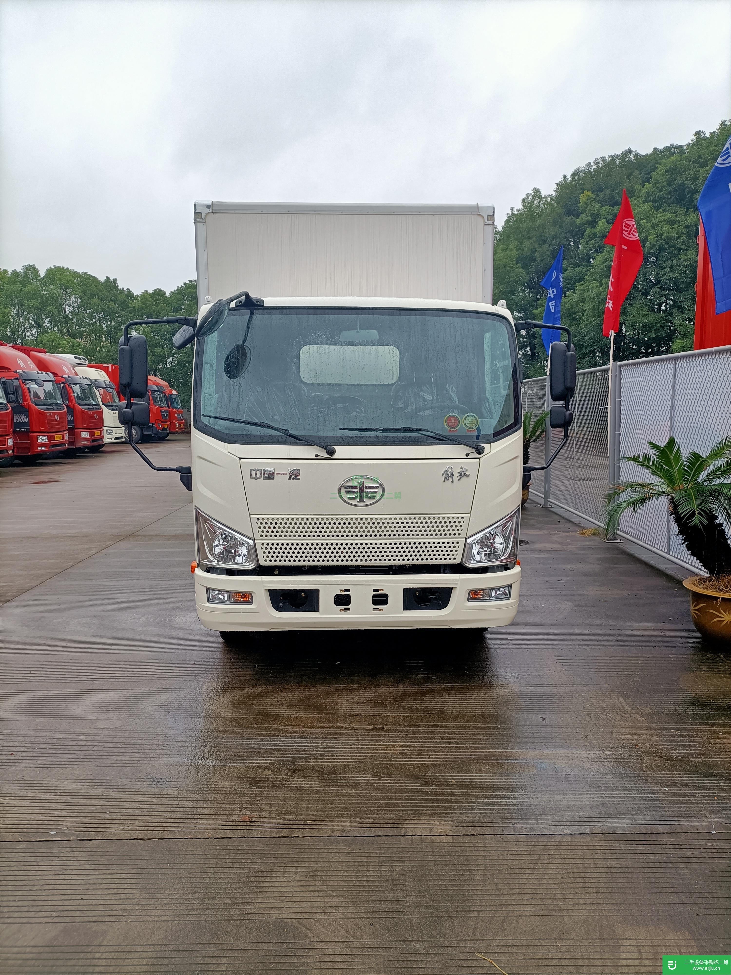 上海出售二手一汽解放160馬力貨車
