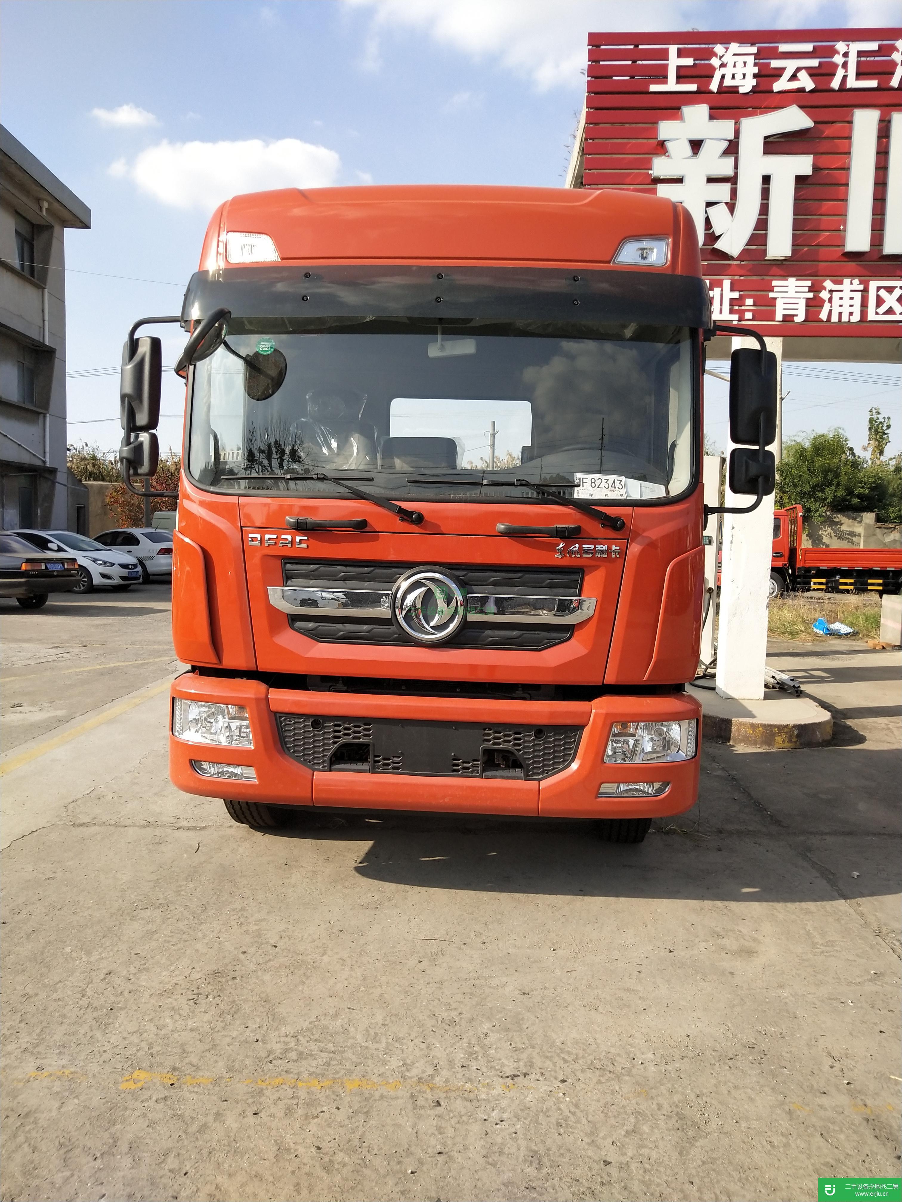 上海出售二手東風多利卡220馬力牽引車