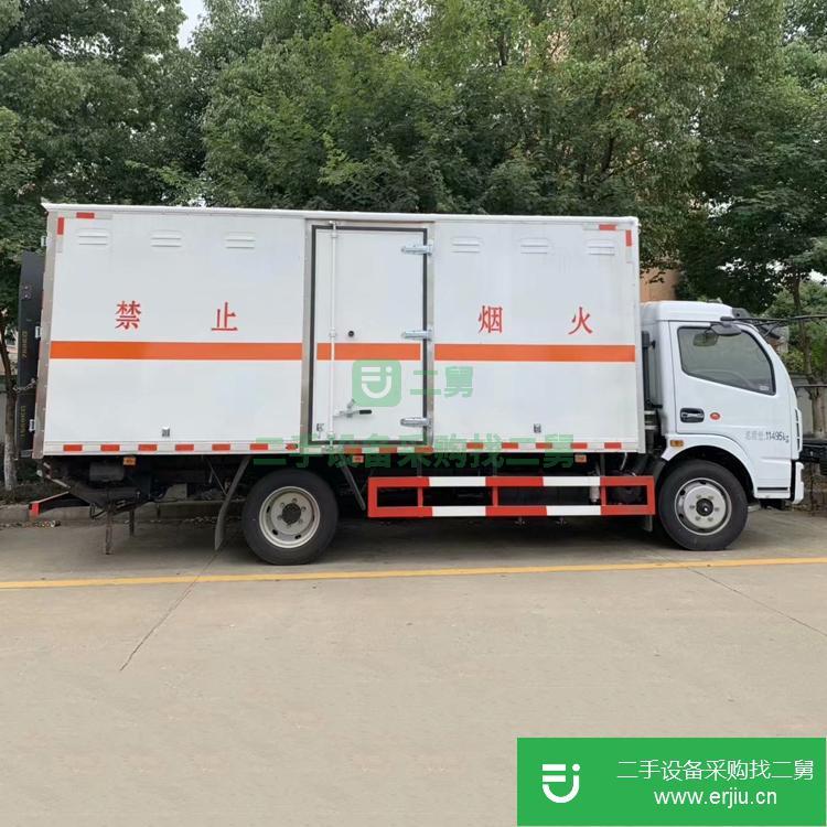 湖北出售二手東風(fēng)多利卡廂式運(yùn)輸車
