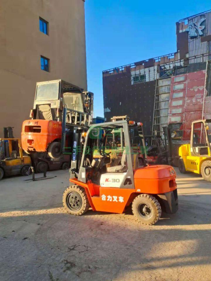 河北出售二手的合力三噸K303節門架升高4.5米叉車