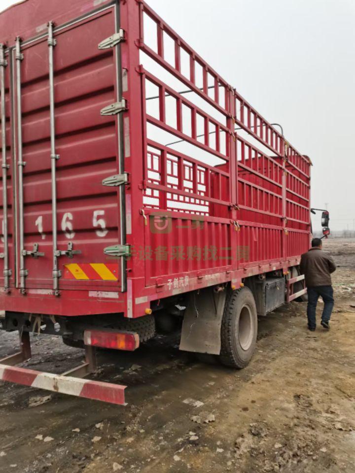 出售一臺五個月國六解放麟VH四缸八速二百二全保險貨車，車況精品輪胎九九成新