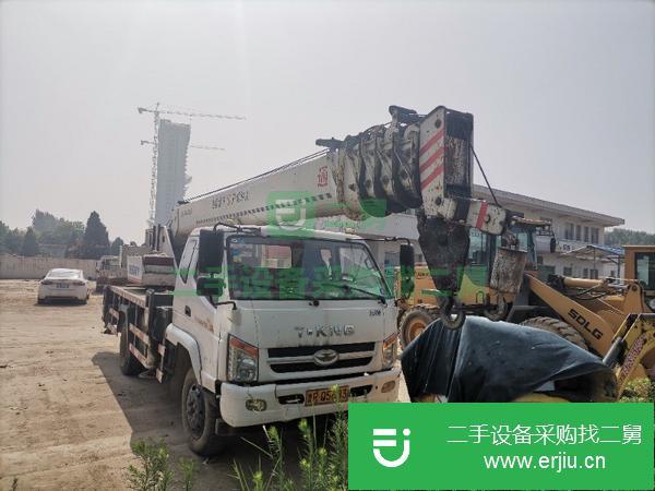 山東出售二手通達十二噸汽車吊