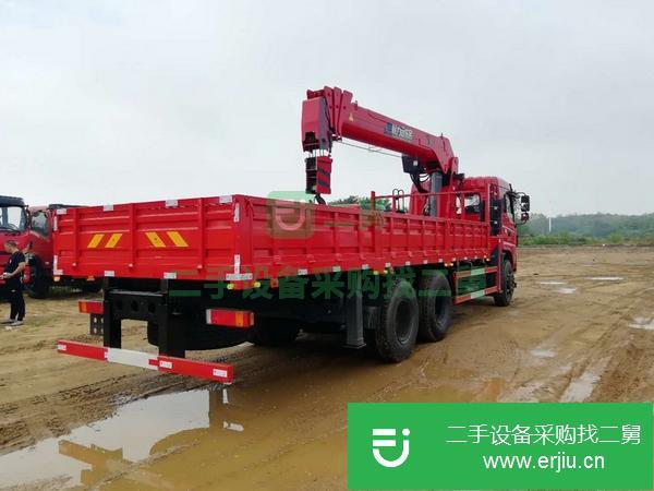 陜西出售二手后八輪隨車吊玉柴240馬力發動機