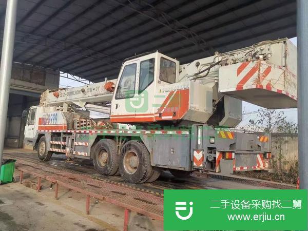 河南出售二手中聯(lián)25v5吊車(chē)
