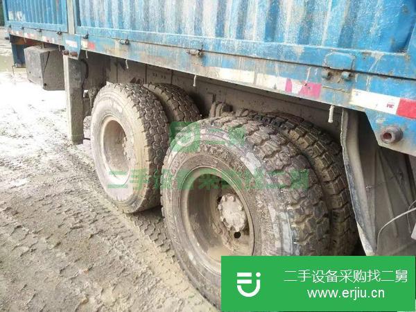 貴州出售二手徐工12噸13年出廠國三隨車吊