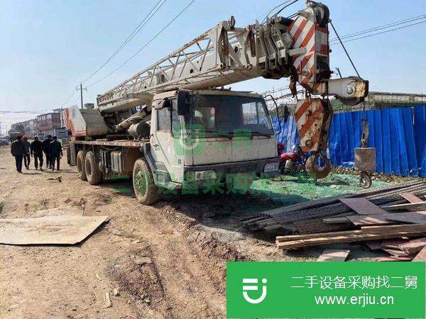 安徽出售二手09年中聯(lián)16噸汽車吊,沒(méi)有手續(xù)
