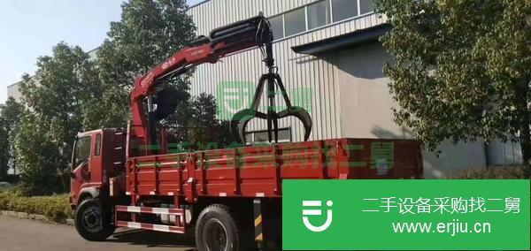 湖北出售二手五噸帶抓鉤隨車吊個人戶包提檔
