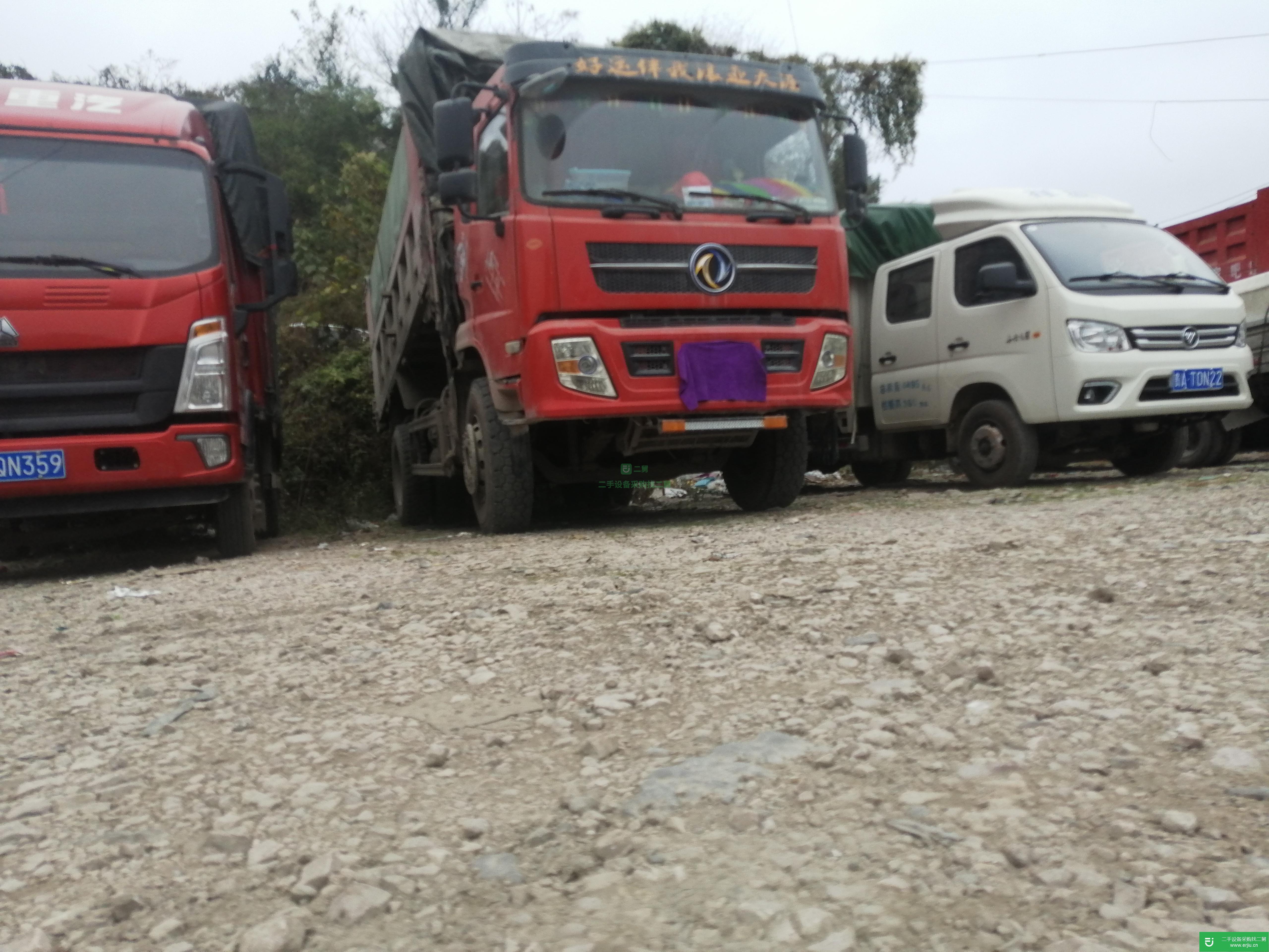 貴州出售二手東風(fēng)180馬力自卸車