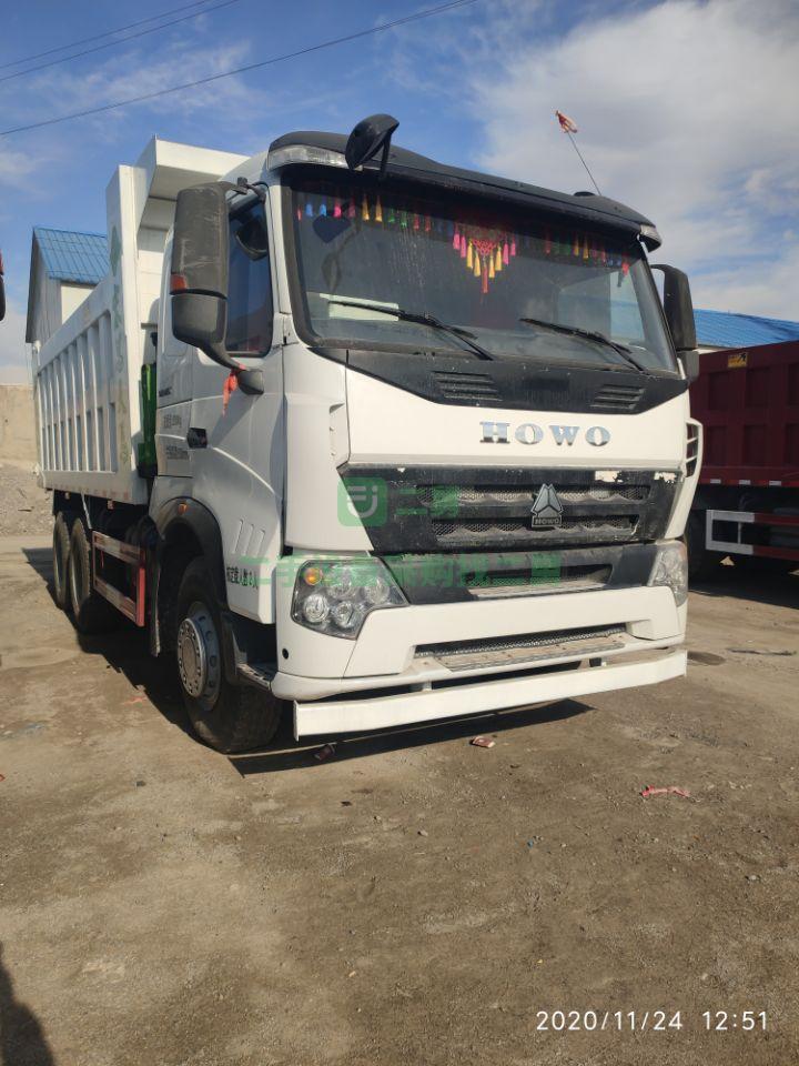出售18年國(guó)五沒手續(xù)豪沃T7H后八輪自卸車