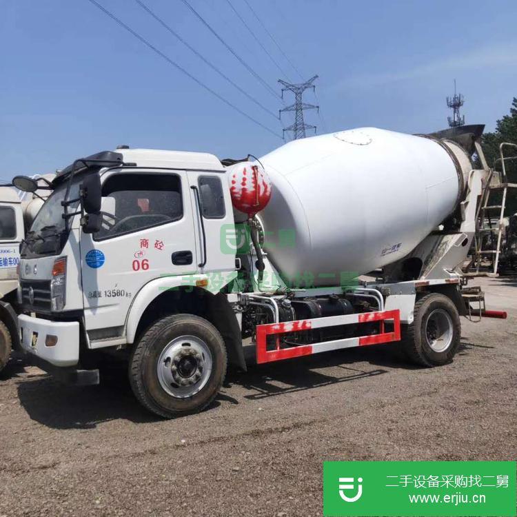 山東出售二手東風(fēng)7方攪拌車