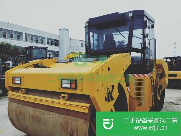 上海出售二手徐工12噸膠輪壓路機