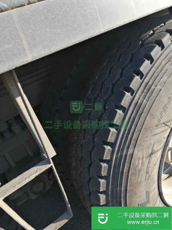 黑龍江出售二手12年中聯(lián)25噸汽車吊