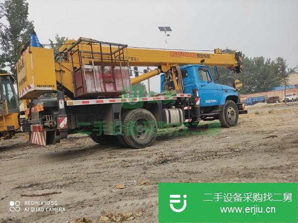 河北出售二手東岳8噸4節(jié)桿國(guó)五吊車