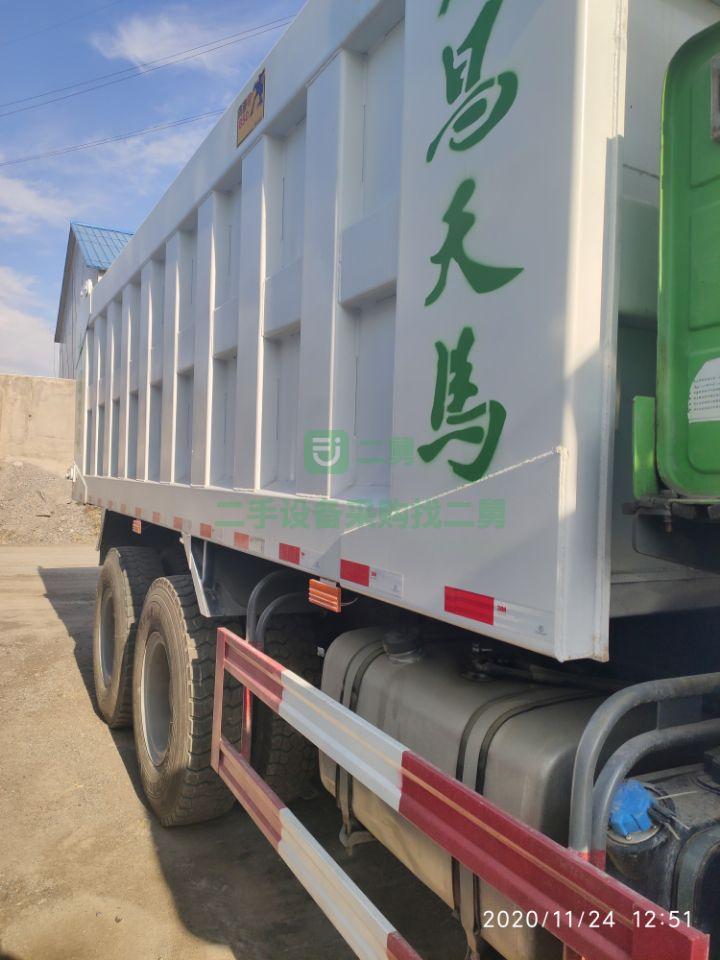出售18年國(guó)五沒手續(xù)豪沃T7H后八輪自卸車
