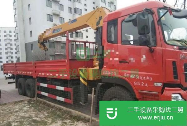 湖北出售二手徐工12噸隨車吊天龍270馬力車無事故