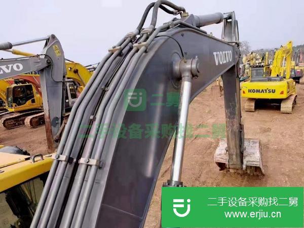 江蘇出售二手沃爾沃220挖掘機