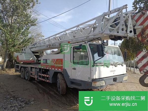 內蒙古出售二手中聯25噸五節臂國三吊車原車原版