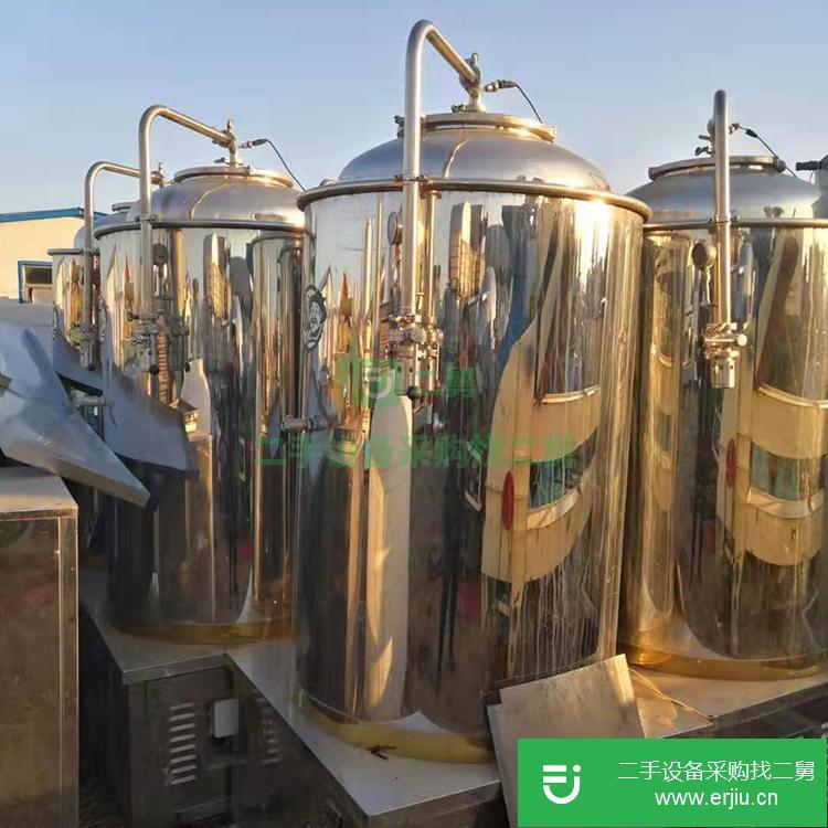 山東出售二手不銹鋼釀酒設(shè)備