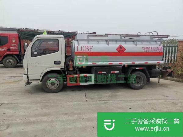 湖北出售二手5噸油罐車朝柴102馬力