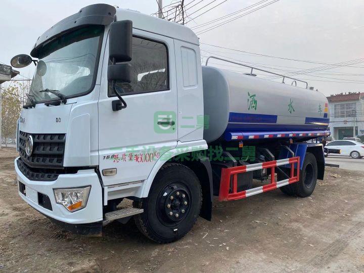 出租20年的12方灑水車，玉柴160馬力，高低速，多功能方向盤