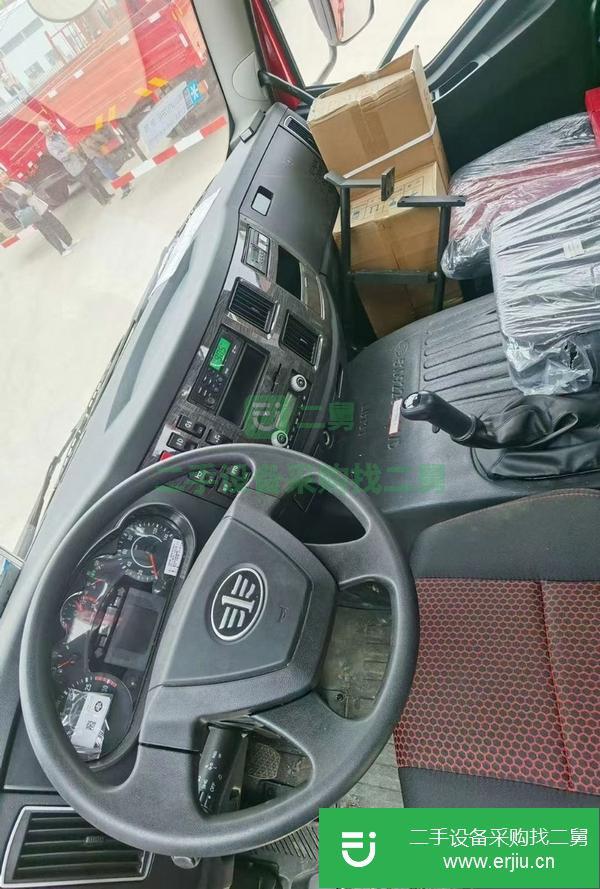 湖北出售二手解放單橋配宏昌天馬8噸5節臂隨車吊