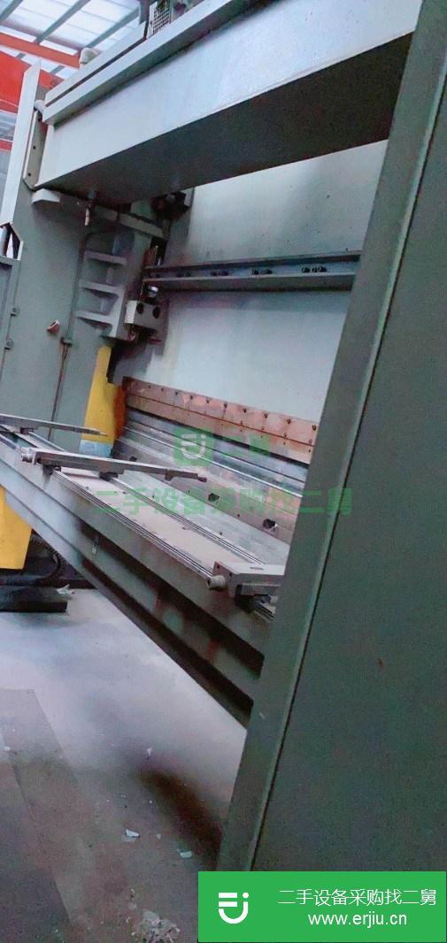 山東出售二手250噸4米數(shù)控折彎機