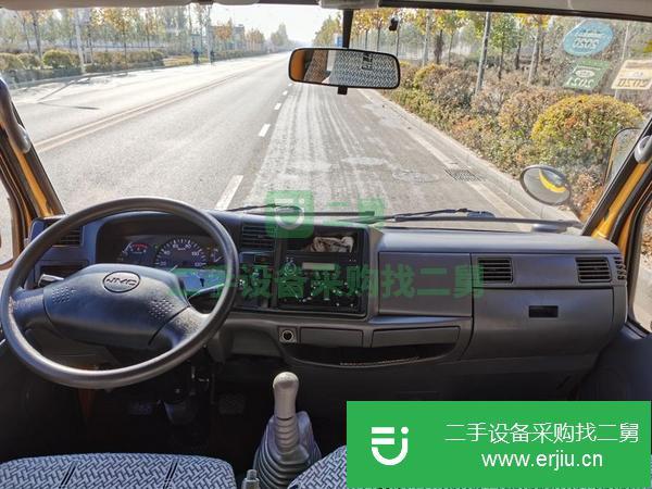 河北出售二手18年夏工13.5米藍牌高空作業車