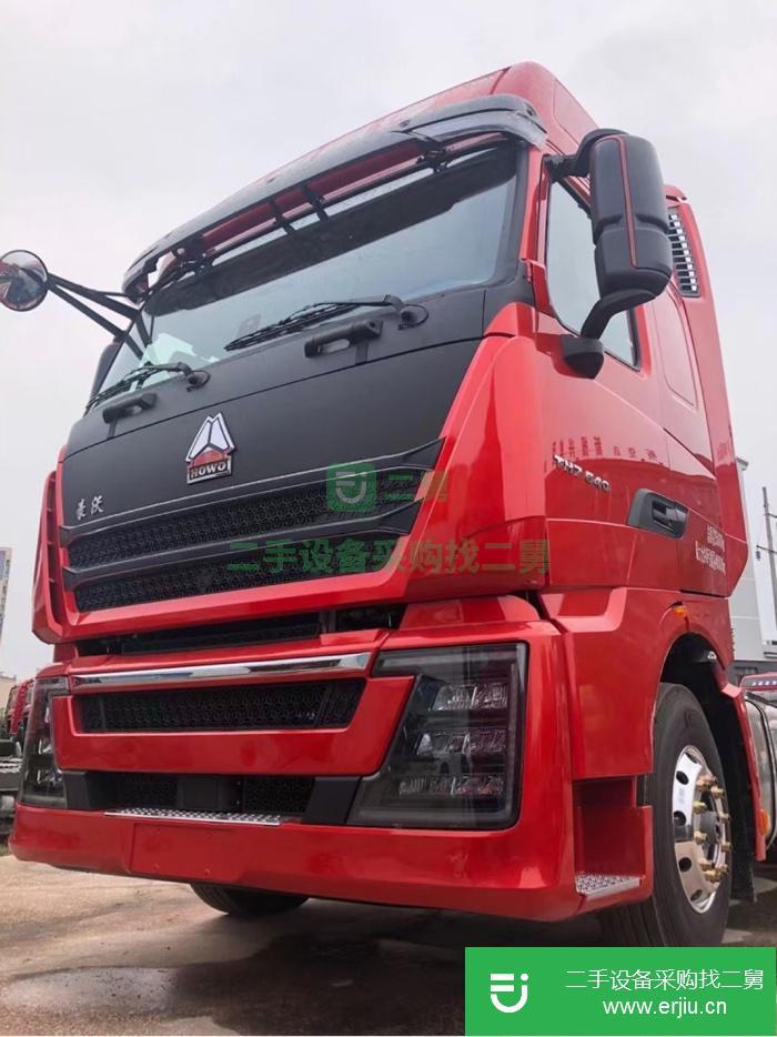 山東出售二手中國重汽540馬力牽引車